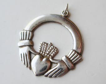 Vintage Celtic Fine Sterling Silver Irish Claddagh Friendship Necklace Pendant