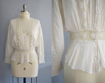 Antique Cotton and Lace Blouse | Size Medium