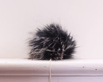 Black Fox Faux Fur Pompom. Black Faux Fur Pompom. Faux Fur Pompoms. Black Pompom with Brown Tips. Fur Pompom for Hat.