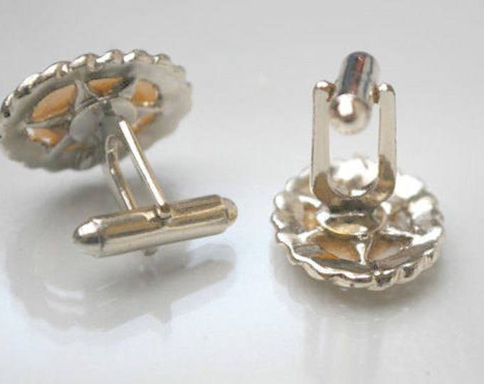 Mother of Pearl cuff links - light gold metal - MOP Oval cufflinks