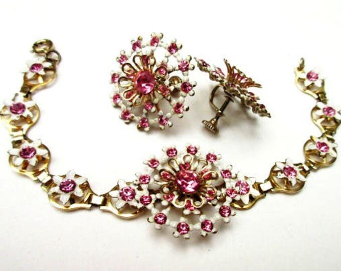 Vintage Flower Bracelet and Earring - Pink rhinestone - white Enamel Gold metal Floral jewelry set