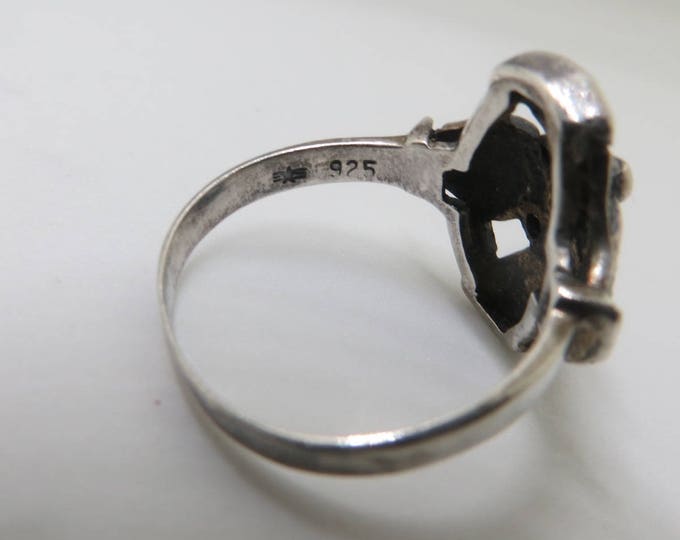 Art Deco Ring, Vintage Sterling Silver Marcasite Ring, 1950s Jewelry, Art Deco Jewelry, Size 7 3/4 Ring