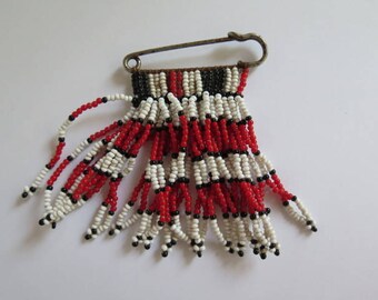 Zulu Pin//Zulu Love Letter Brooch//African Brooch