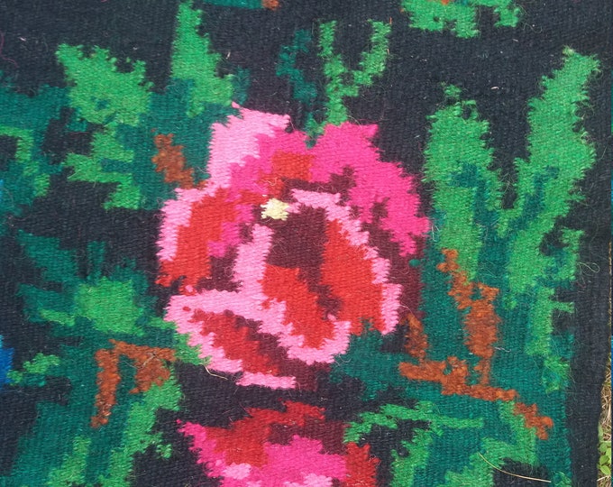 Bessarabian Kilim & area rugs. Vintage Moldovan Kilim, Rose kilim rug, handmade carpet. Vintage handwoven wool rug carpet. Ethnic style