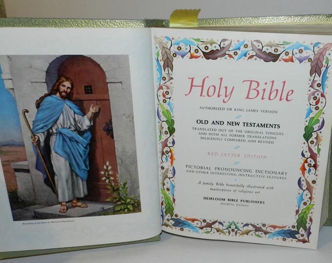 Large Holy Bible, Master Reference Edition, Authorized of King James Version, New and Old Testament, Illustrated - 1971