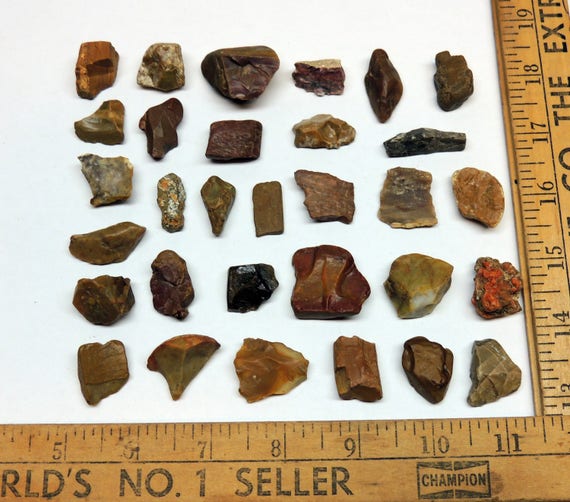 30 Pieces of Flint or Chert rocks 3/4" to 1 1/4" long for Tumbling