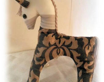Horse collection in blue and beige fabric