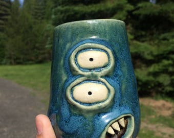 Laurel Unique Ceramic Monster Cup