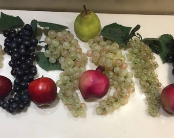11Pieces of Vintage Realistic Rubber Fruit