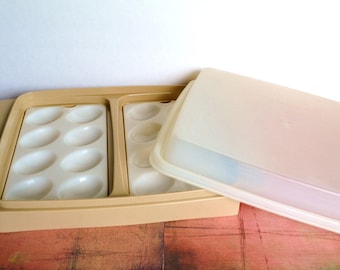 Tupperware Deviled Egg Keeper / Carrier With Lid and Egg Trays - Almond / White Sheer Lid