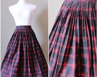 1950s Black and Red Pleated Full Circle Skirt