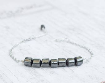 Hematite bracelet, Hematite jewelry, Minimalist bracelet, Minimalist jewelry, Minimalist accessories, Delicate bracelet