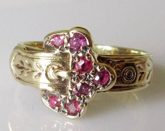 Vintage Gold and Ruby Buckle Ring