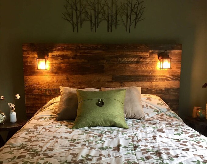 Pallet Wood Headboard - Rustic/Industrial - Repurpose, Reuse, Recycle. Each one is unique! SQUARED EDGES