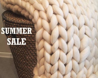 Chunky knit blanket, Premium 18 microns Merino wool blanket, Throw Blanket, Giant knit blanket, Super chunky blanket, No mulesing wool