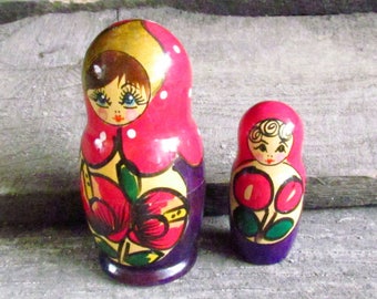 Folk Art Russian doll for kids gift Hand Painted doll Wooden Toy Russian Nesting Dolls Russian doll Babushka Doll Stacking dolls matrioshka