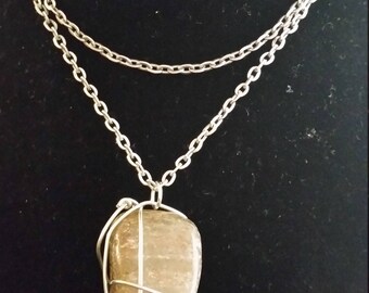 Wire wrapped LABRADORITE pendant (MEDIUM)