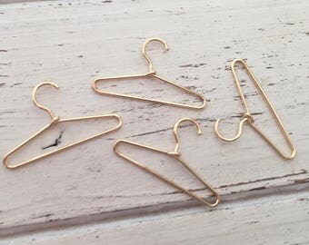 Miniature Gold Hangers, Dollhouse Miniature, 1:12 Scale, Accessories, Mini Hangers, Set of 4