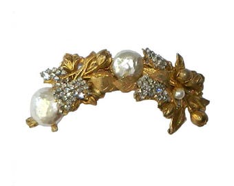 Vintage Miriam Haskell Pearl and Rhinestone Brooch