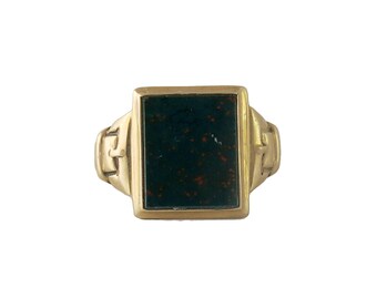 Men’s Victorian 10K Gold Bloodstone Belt Design Ring