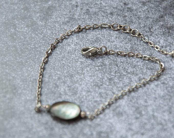 Chain bracelet for women, Mother of pearl jewelry, Mother pearl bracelet, One bead bracelet, Metal chain bracelet