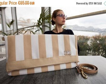On SALE Ready To Ship summer Fellowship detachable shoulder strap foldable beige-and-white striped pochette stylish chic birthday gift
