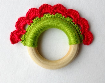 Baby teething toy, Montessori, red green crochet flower, baby teether, baby gift, handmade cotton yarn teething ring,crochet wood toy