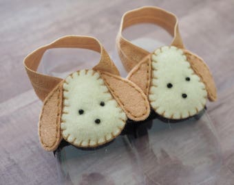 Barefoot Sandals for Boy or Girl, Unisex Baby Shower Gift Idea, Handmade Dog Baby Shoes, Summer Baby Style, Feltie Puppy Head Baby Shoes