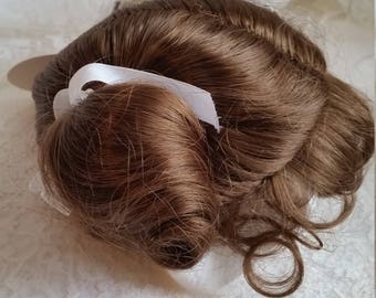 Vintage Global Doll Wig Collection Synthetic "Playtime" Lt. Brown Size 13-14