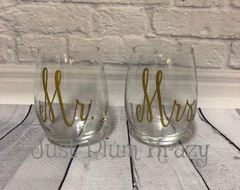 Wedding Toasting Glasses,Wedding Toasting wine glass,Mr. and Mrs. Toasting set, Toasting set,stemless toasting set,Bride and Groom Toasting