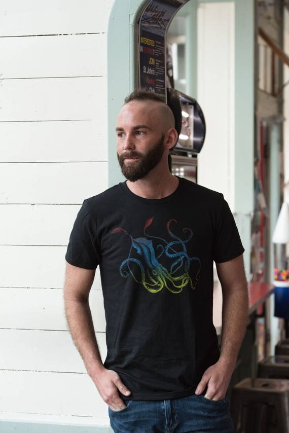 Giant squid tee