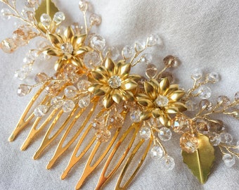 Bridal hair comb, Bridal crystal headpiece, wedding hair piece, flower hair comb, wedding hair comb, hair accessory, gold hair comb
