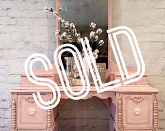 Gorgeous 1920s Victorian Vanity