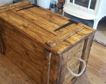 Trunk , Chest , bedroom trunk, vintage trunk