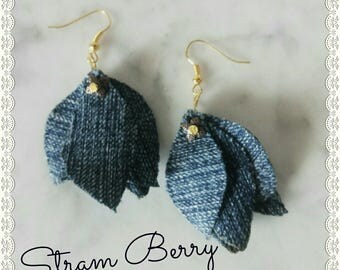Leaf earrings with jeans fabric