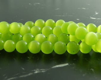 10 green 10mm cat's eye beads