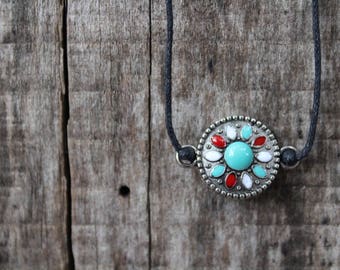 Flower Medallion Choker Necklace