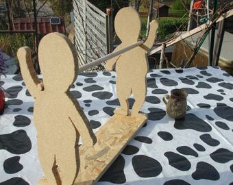 supports for hanging clothes for dolls