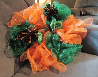 Mini Deco Mesh Wreath: Witches Accident