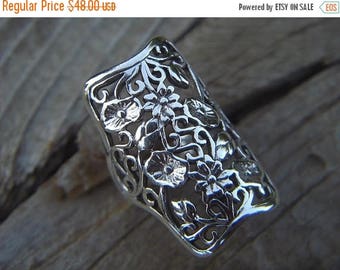 ON SALE Large flower ring in sterling silver