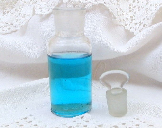 Antique French Clear Glass Medicine / Perfume Bottle with Glass Stopper, Apothecary Doctor Home Decor from France, Retro Home Interior Antique French Clear Glass Medicine / Perfume Bottle with Glass Stopper, Apothecary Doctor Home Decor from France, Retro Home Interior