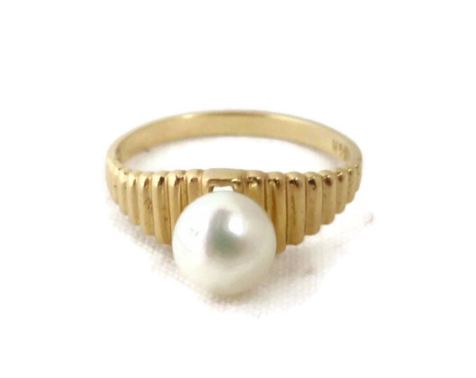 14K Gold Pearl Ring - Vintage Solitaire Pearl Ridged Gold Band Ring, Genuine Pearl Ring, Gift Idea, Size 6.5