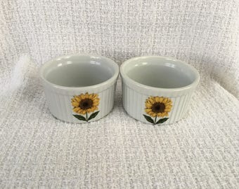 Bia Cordon Bleu Ramekins, Sunflower Pattern, Yellow Sunflower Design, Custard Dishes, Bakeware, Individual Dishes, Ramekins, Set of 2