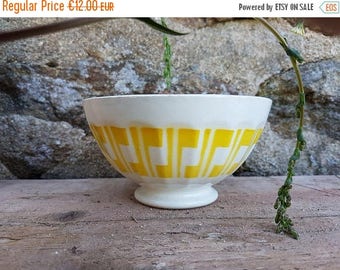 Large cafe au lait bowl Digoin & Sarreguemines coffee french vintage white yellow 1800 tea hot chocolate, perfect condition