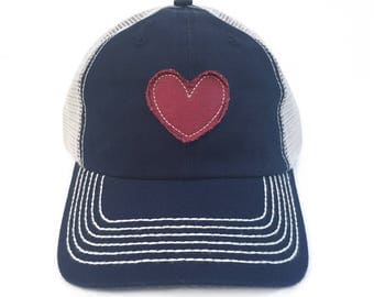 Womens Baseball Hat Heart Patch Vintage Trucker Hat For Women Heart Gifts Frayed Heart Appliqué Vintage Baseball Cap Love Gifts