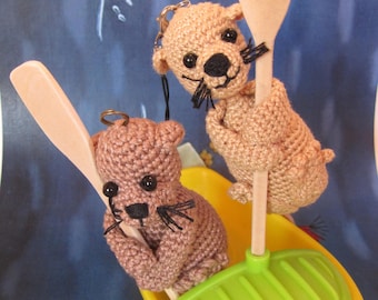 Rafter gift Otter with paddle keychain crochet Otter gift rafter keychain camping personalized gift Whitewater Rafting gift charm backpack