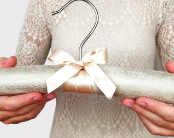 Bride Hanger Bridal Gown Hanger - Bride Gifts from Maid of Honor - Elegant Bride To Be Gift - Gift from Bridemaids - Wedding Hanger with Bow
