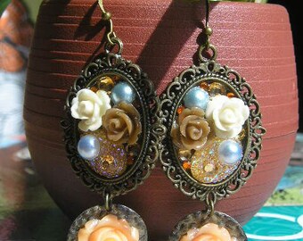LIVANNA Dangle Vintage Cameo Resine Cabochon Earrings Brown Ivory Peach Flowers
