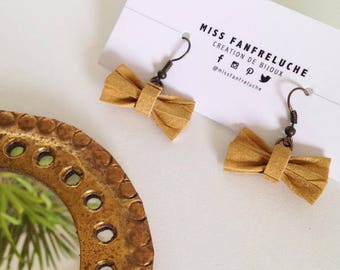 Paire de Boucles d'Oreilles Noeud Papillon Dandy "Tournesol", Bords Pointus, Papier Peint Fibré, Fait Main, Couleur Jaune et Safran