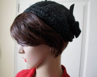 Hat or Fascinator black 1940s. Vintage.